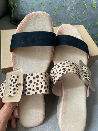 Sandalias cuña leopardo - nuevas