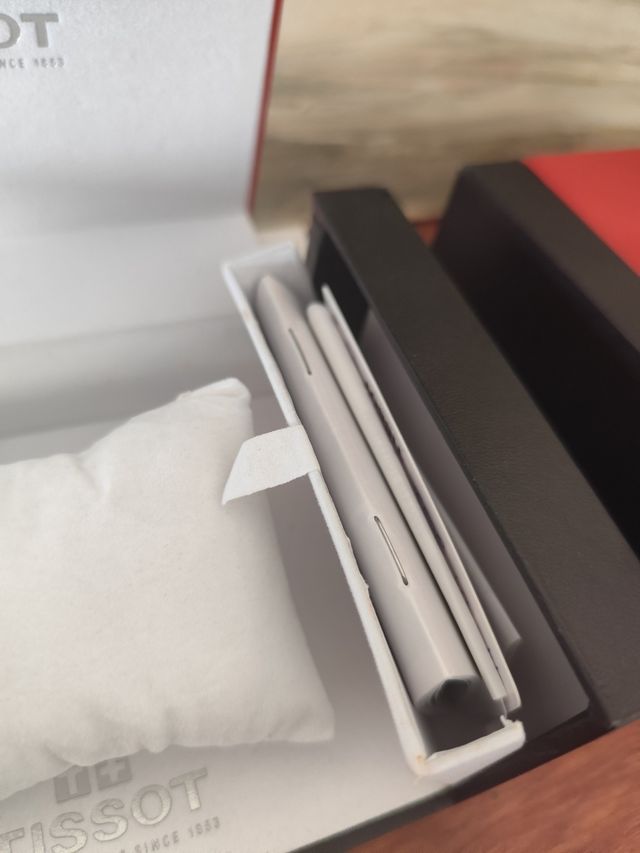 2 Caixas Tissot Relógios Pulso