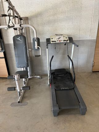 Bicicleta estática, máquina abdominal y cinta de c