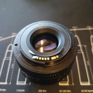 Canon EF 50mm f/1.8 II