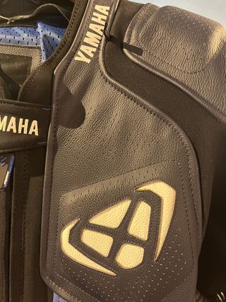 Mono Yamaha IXON - Piel