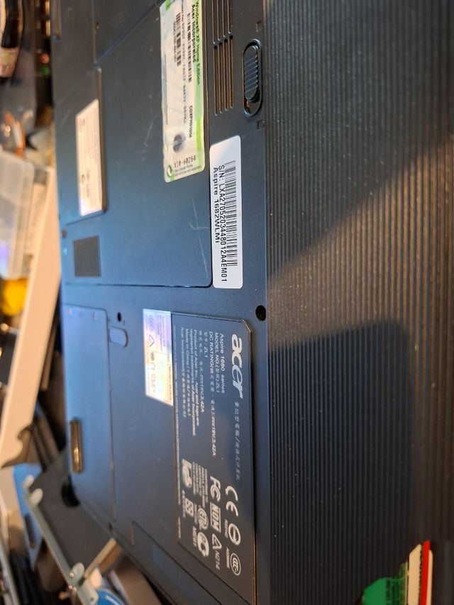 Portátil Acer Aspire 1682WLMI - piezas