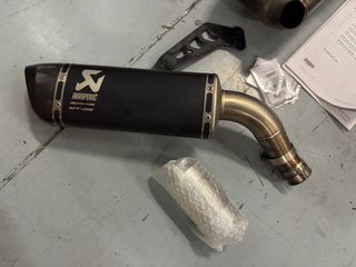 ESCAPE COMPLETO AKRAPOVIC YAMAHA MT09