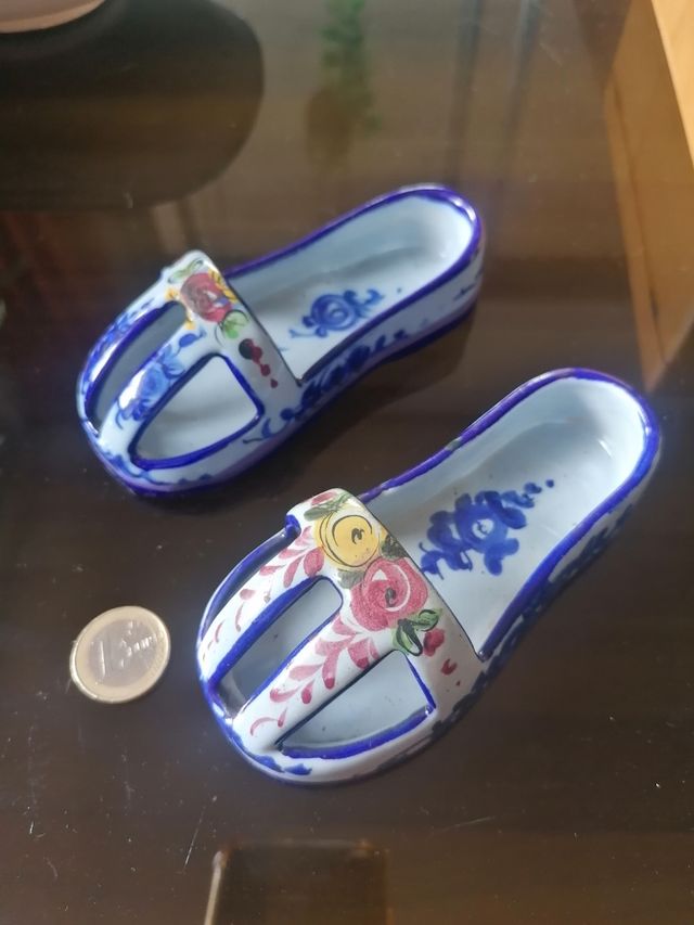 2 Zapatillas porcelana Vestal Alcobaca
