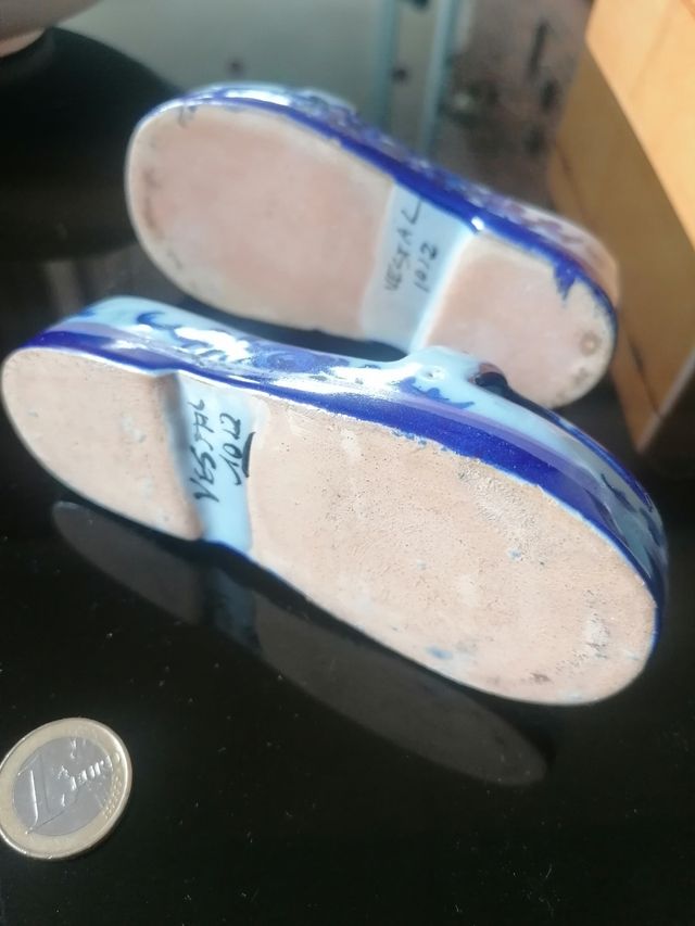 2 Zapatillas porcelana Vestal Alcobaca