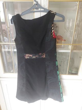 Vestido Desigual - Negro y Verde