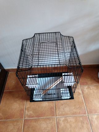 Jaula pájaros. Para periquitos, agapornis..