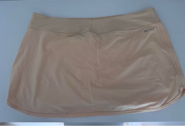 Falda Nike Dri-FIT beige padel