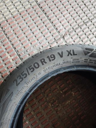 Neumáticos Continental EcoContact 6 - 235/50 R19