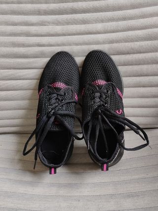 Zapatillas Baile Moderno Mujer Negras. Talla S.