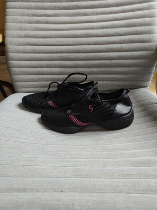Zapatillas Baile Moderno Mujer Negras. Talla S.