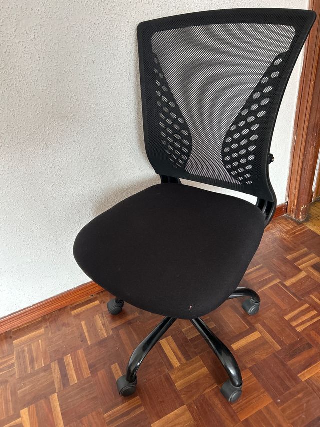 Silla giratoria oficina - negra