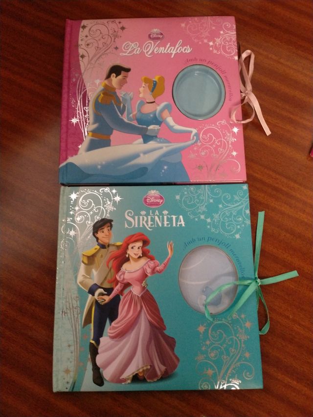 La Sireneta. Amb un penjoll meravellós