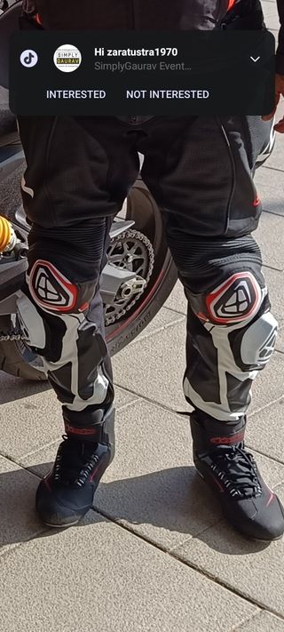 Pantalones moto cuero