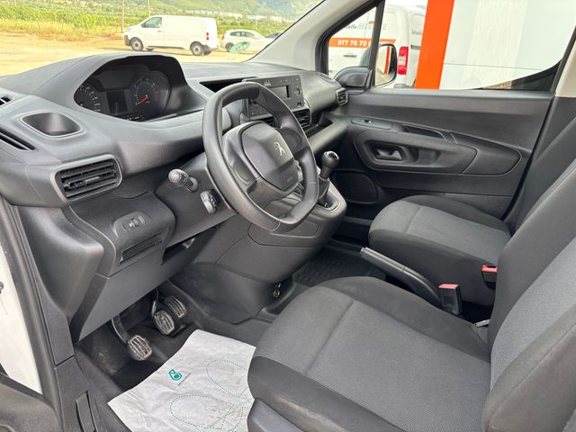 PEUGEOT Partner Pro Standard 600kg BlueHDi 73kW