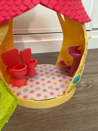 Casa Enchantimals con muñeca y mascota