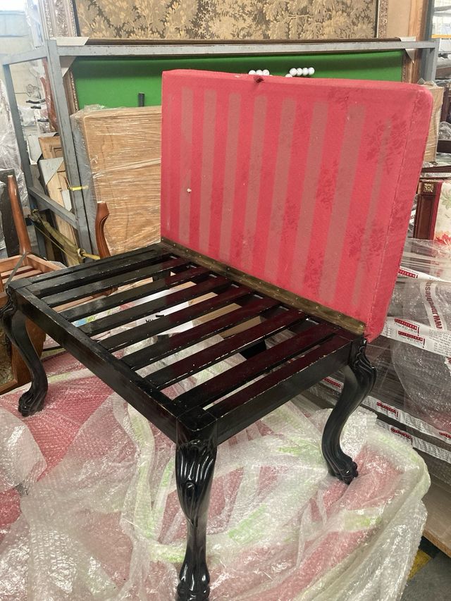 Banqueta antigua de madera y tela varias unidades