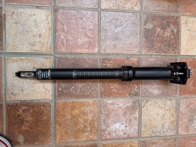 Tija telescópica DT Swiss,mando fox para gravel