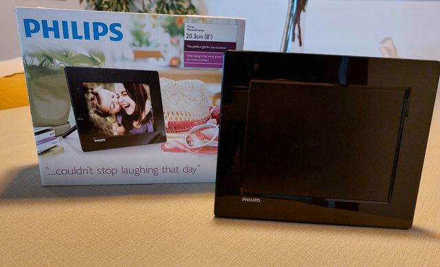 Marco digital Philips 20.3cm
