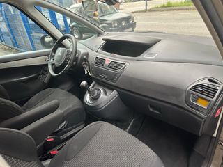 Citroen Grand C4 Picasso 2012