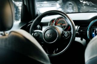 Mini Cooper 2019 5 puertas Silverwhite Impecable