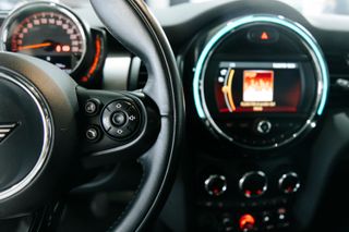 Mini Cooper 2019 5 puertas Silverwhite Impecable