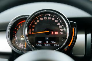 Mini Cooper 2019 5 puertas Silverwhite Impecable