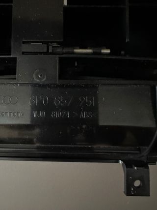 Cenicero Audi A3 8P Carbono 8p0857951