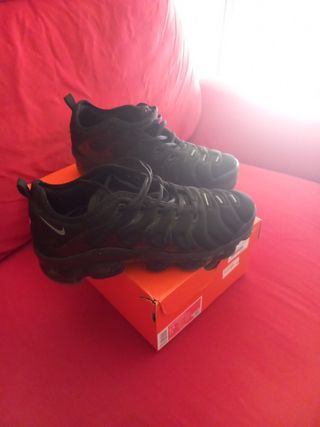 Zapatillas Nike Vapormax de segunda mano en WALLAPOP