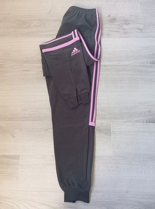 Chándal Adidas negro y rosa