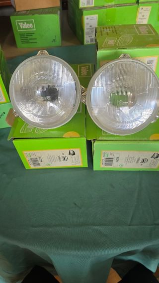 Faros Nissan Vanette (2 unid.)
