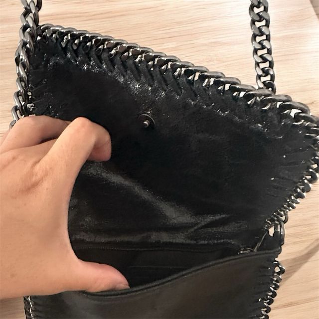 Bolso negro cadena - elegante