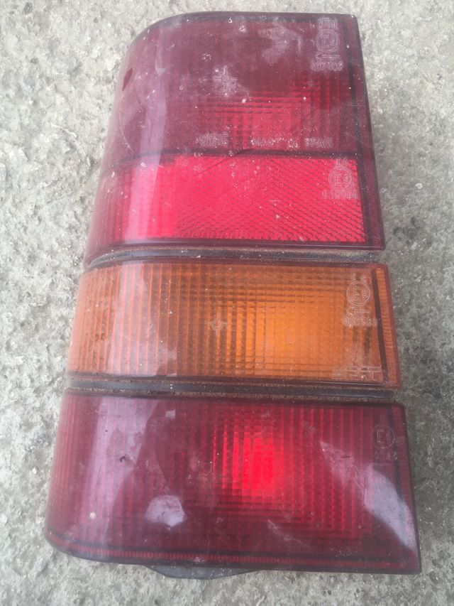 Piloto izquierdo seat marbella