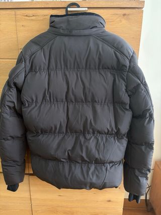 Chaqueta acolchada Moncler marrón