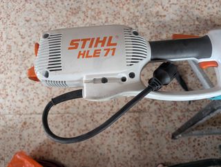 Cortasetos de altura STIHL.