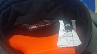 Chaqueta de moto color gris