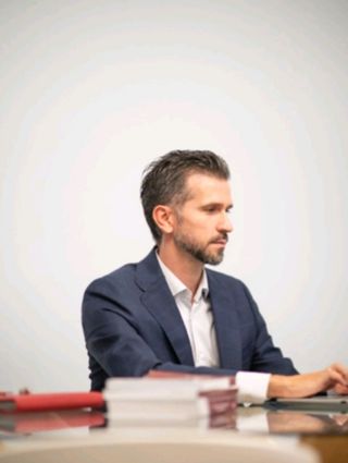 Abogado especializado en laboral y civil