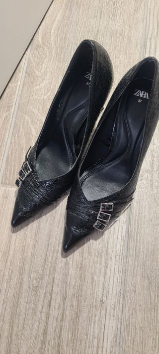 Zapato Zara negro