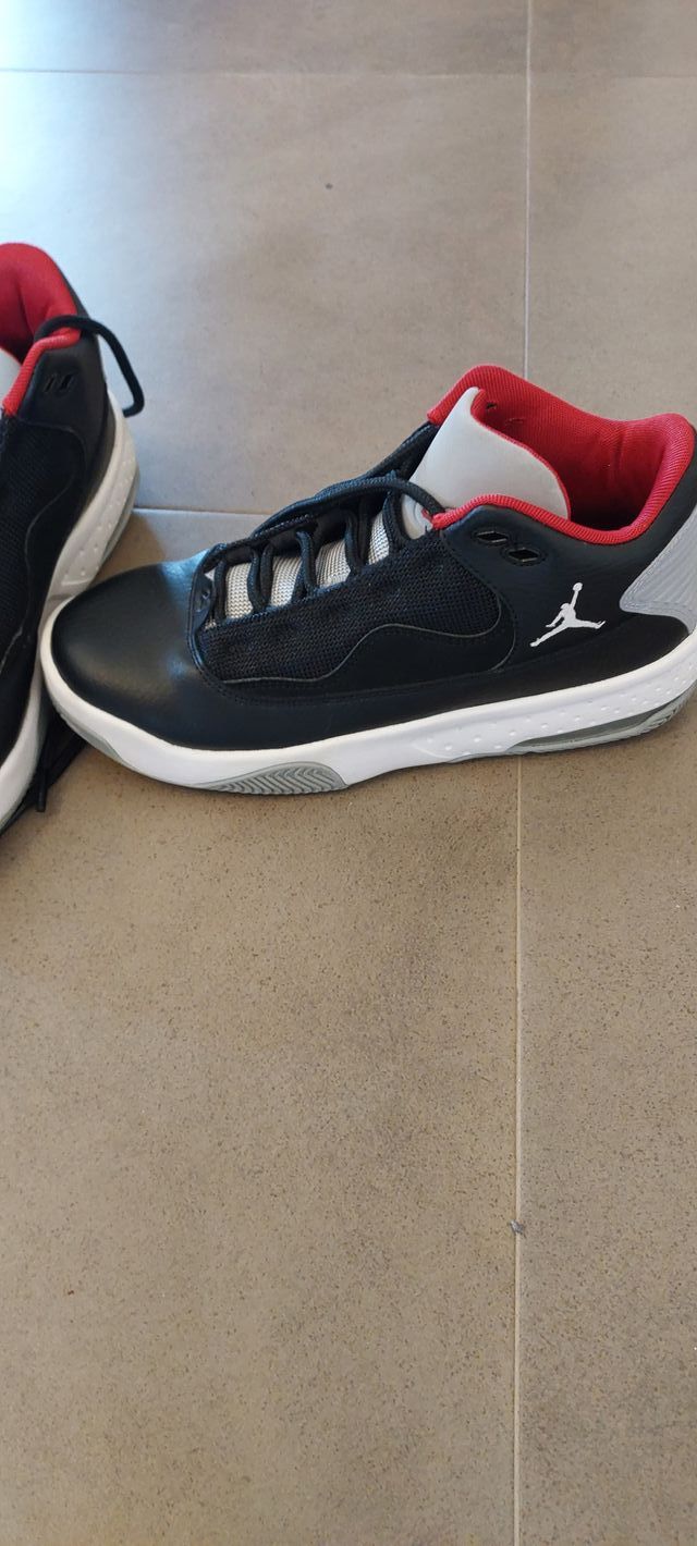 Zapatillas Air Jordan Max Aura 2