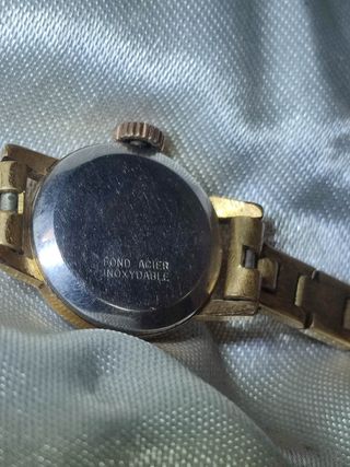 Orologio da Donna ultrasottile in cristallo molto antico