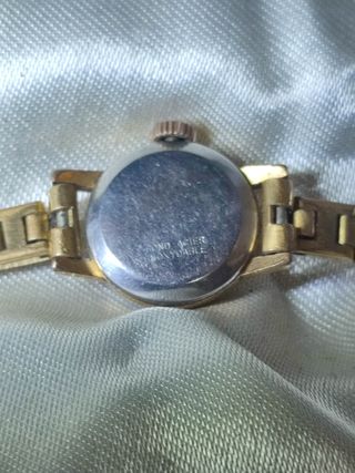 Orologio da Donna ultrasottile in cristallo molto antico