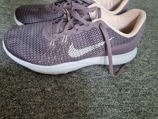 Zapatillas Nike con una sola puesta 
