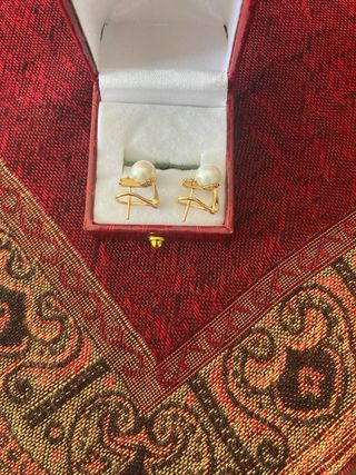 Pendiente de oro