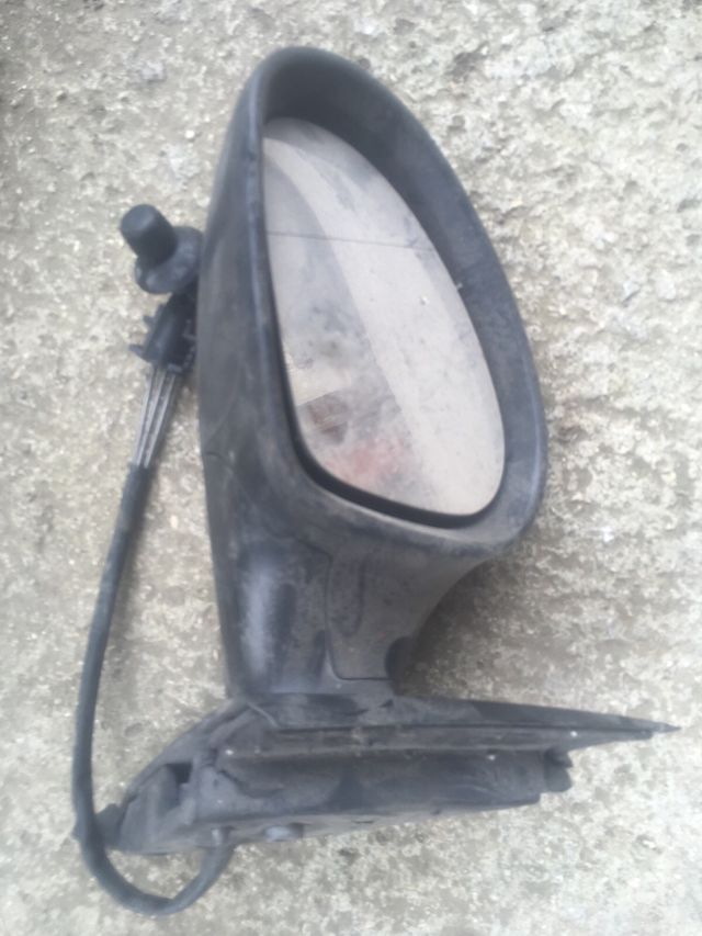 Retrovisor izquierdo seat cordoba