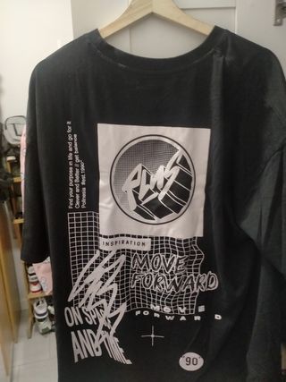 Camiseta negra XL - Estilo 90s