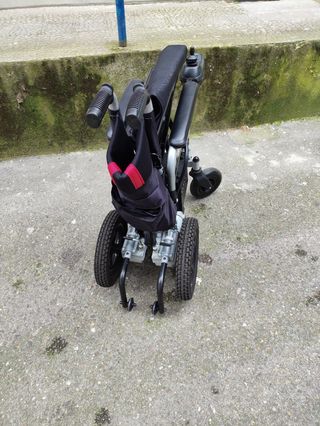 Silla ruedas eléctrica plegable