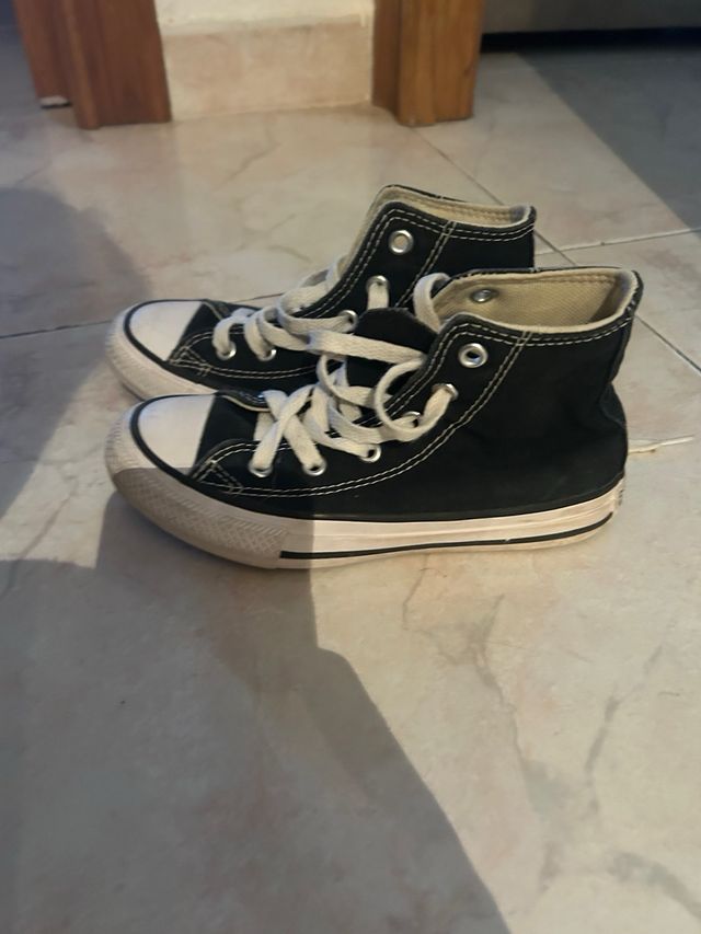 Converse negras niña, talla 30
