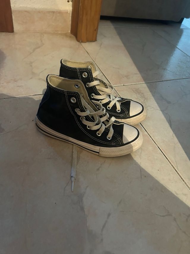 Converse negras niña, talla 30