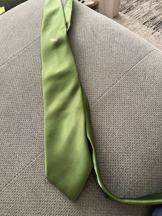 Corbata verde oliva seda italiana