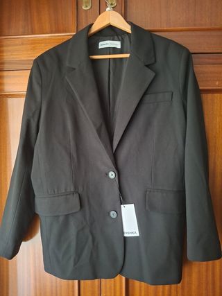 Blazer negro Bershka talla S - oversize.   Sin uso